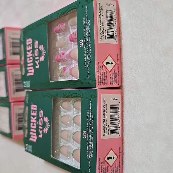 Impress And Kiss Wicked Press-on Nail Collection NIB - Picture 5 of 7